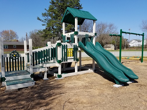 PLAYGROUND FAITH  In a Toys R’nt Us&nbsp;World